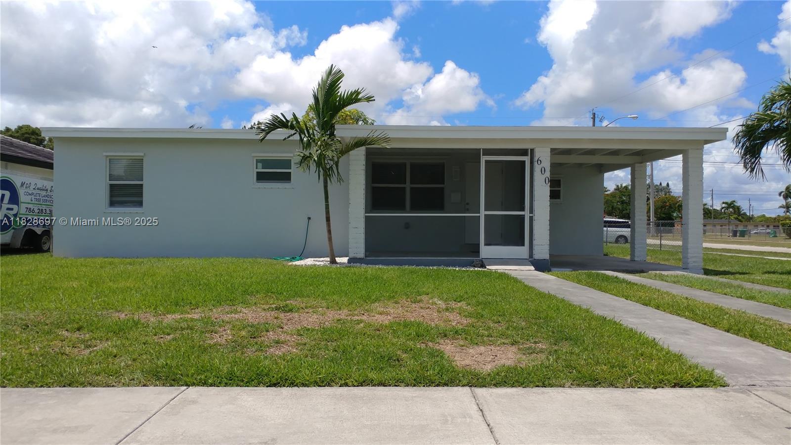 600 NE 12th St, Homestead FL 33030