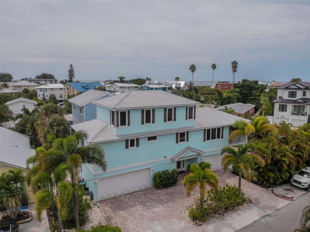 796 JACARANDA ROAD, ANNA MARIA, FL — photo 2 of 30