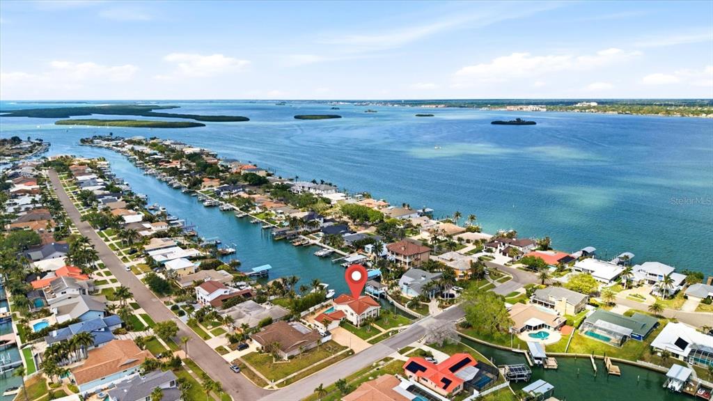 350 HARBOR PASSAGE, CLEARWATER BEACH, FL — photo 4 of 30