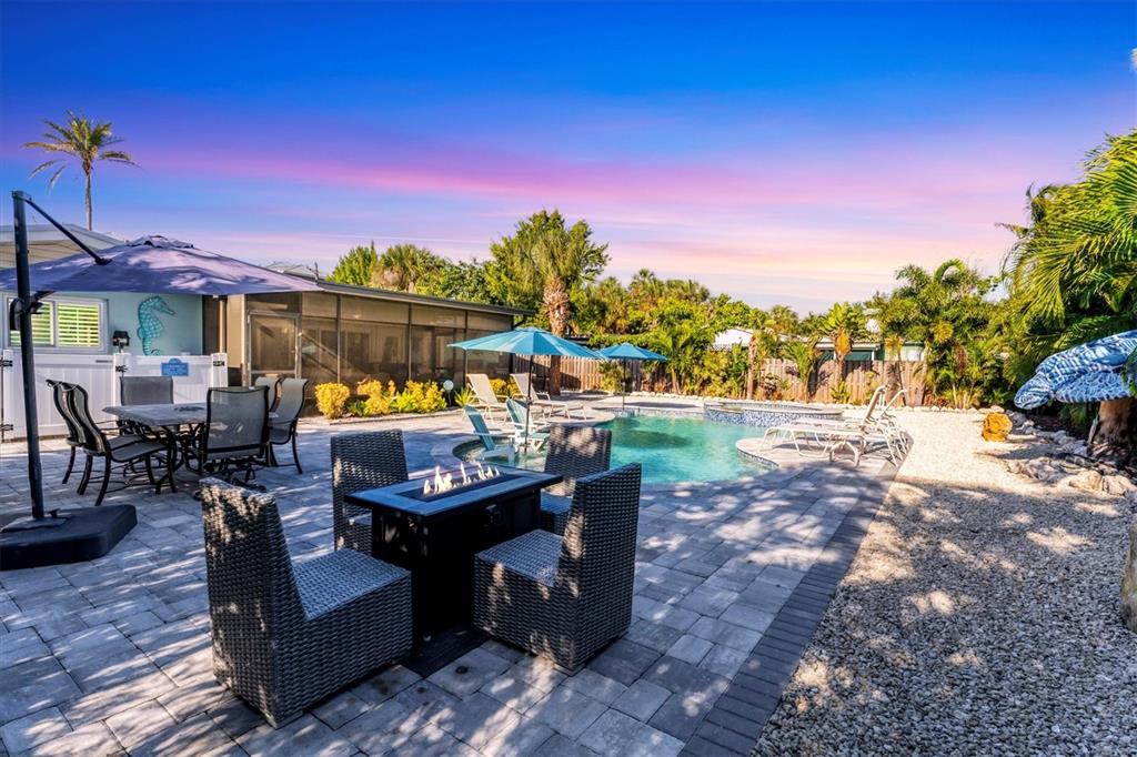154 CRESCENT DRIVE, ANNA MARIA, FL — photo 3 of 30