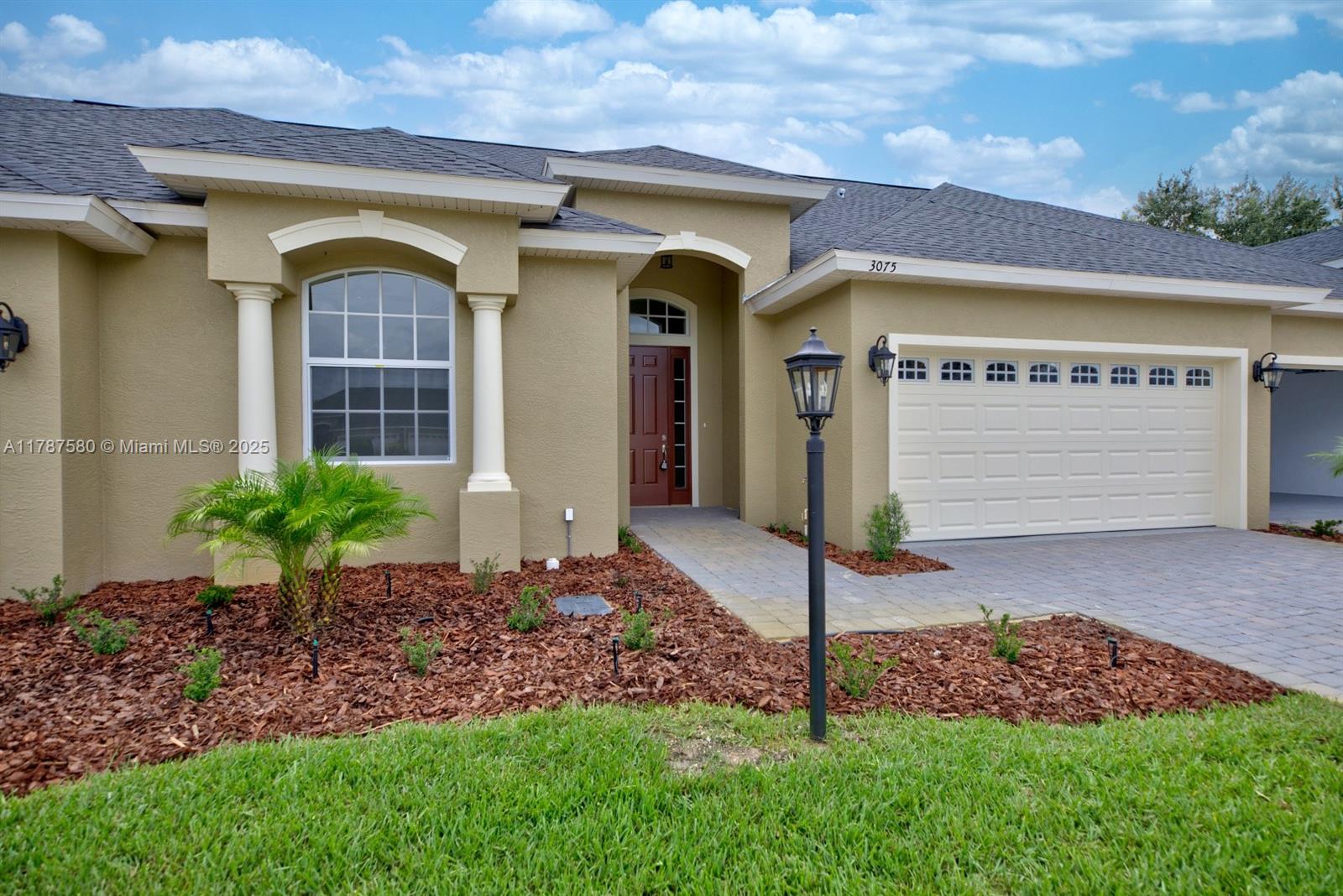 3075 Royal Oaks Court, Sebring FL 33875
