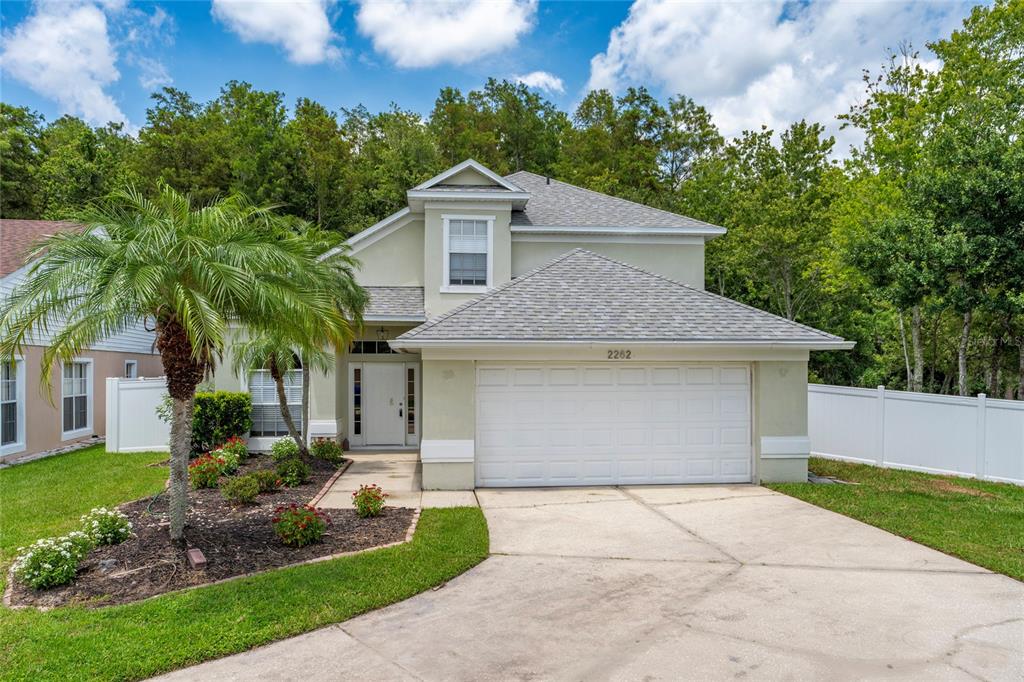 2262 STONEHEDGE LOOP