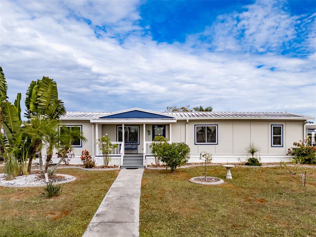143 E SAINT ANNES CIR, APOLLO BEACH, FL — photo 3 of 30