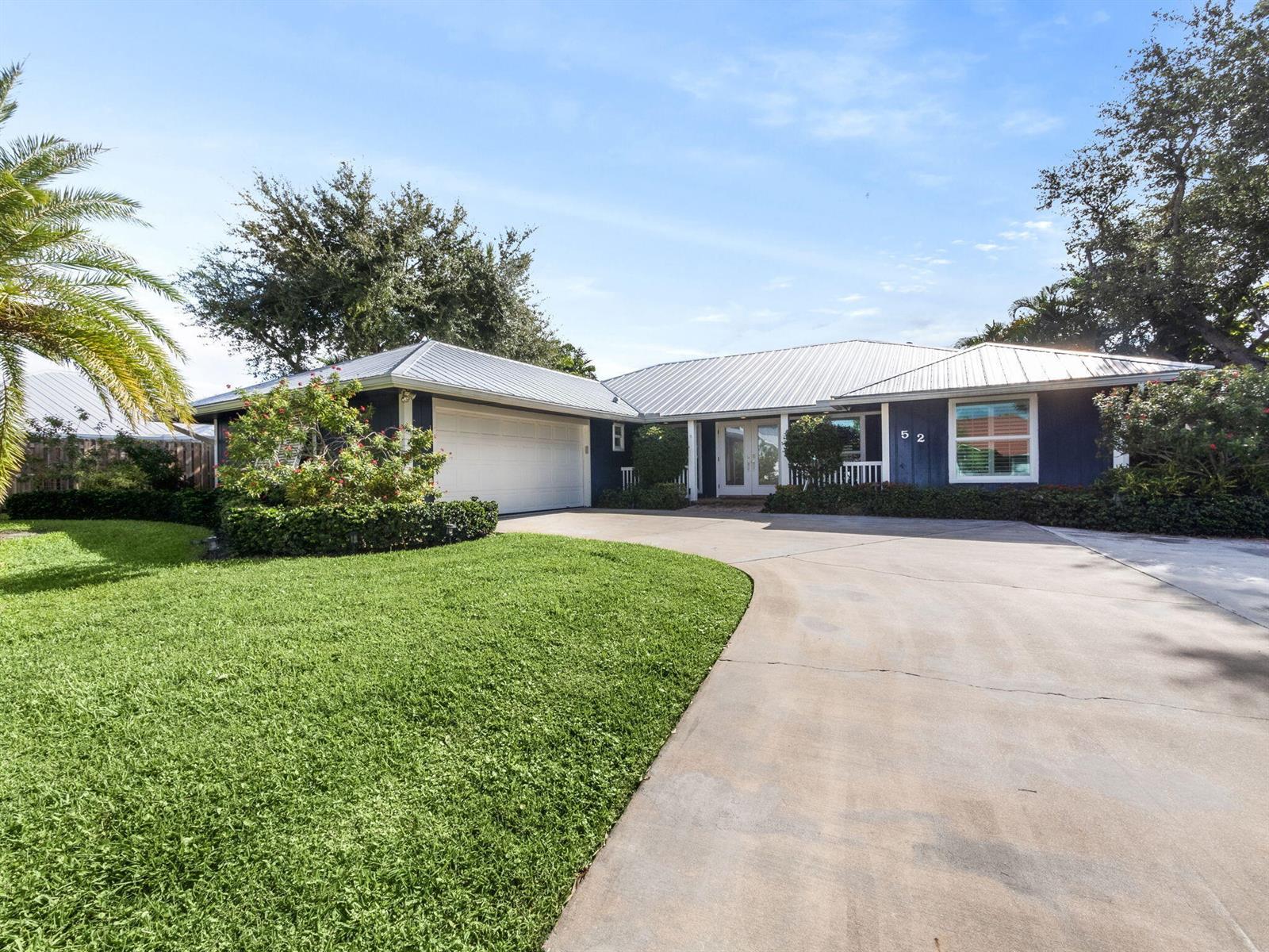 52 Birch Place, Tequesta FL 33469