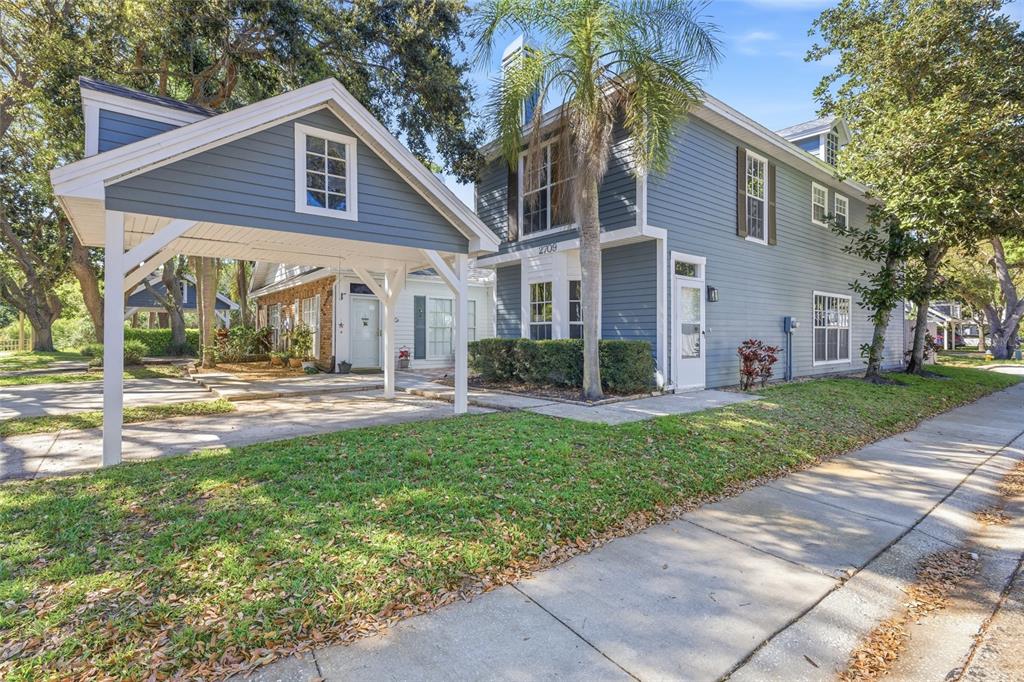 2709 PENZANCE STREET