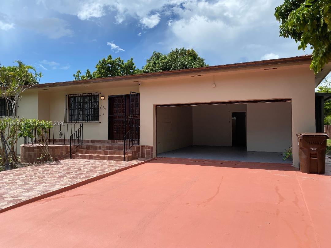 190 W 51st St, Hialeah FL 33012