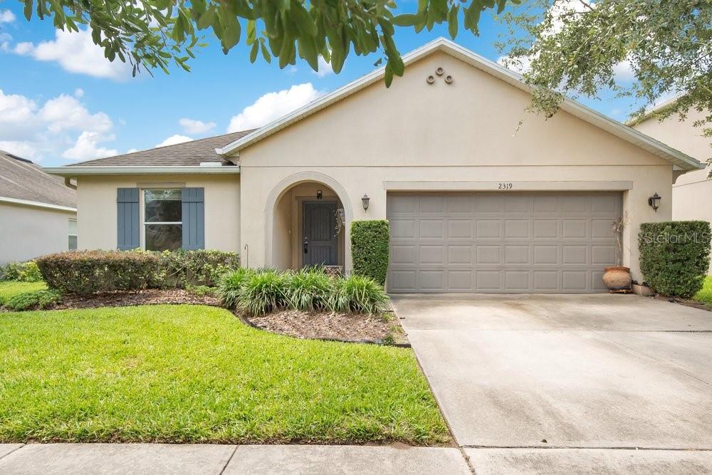 2319 PLANTATION OAK DRIVE