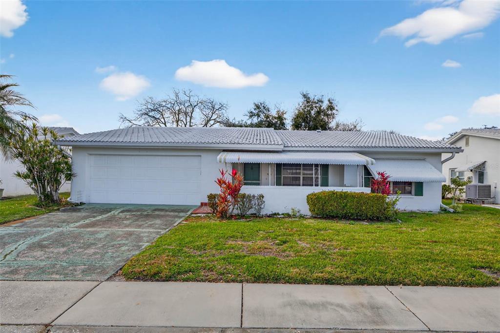 9124 39TH LANE N UNIT 5