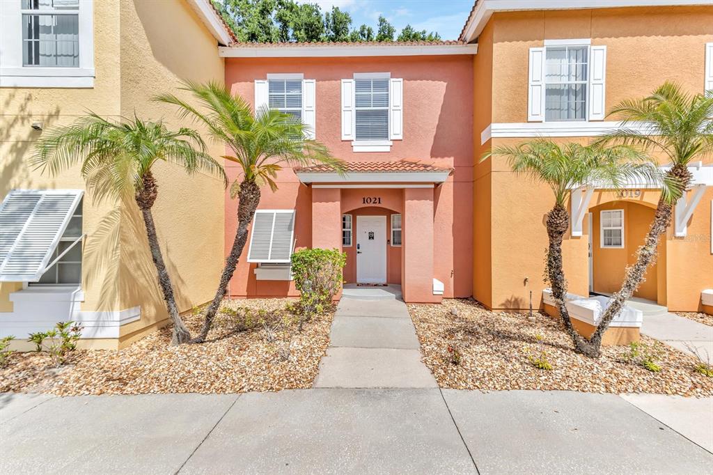 1021 PARK RIDGE CIRCLE