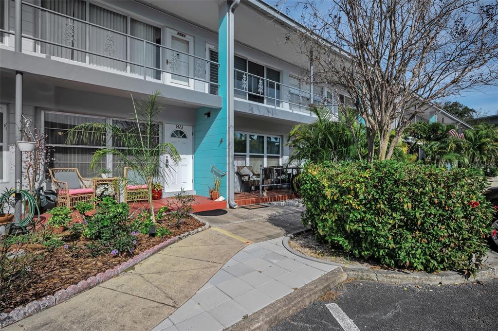 4325 58TH WAY N UNIT 1423