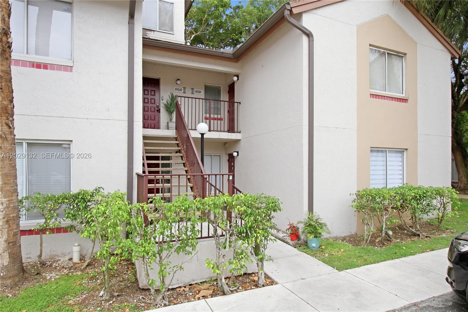 14014 SW 93rd Ln # 14014, Miami FL 33186