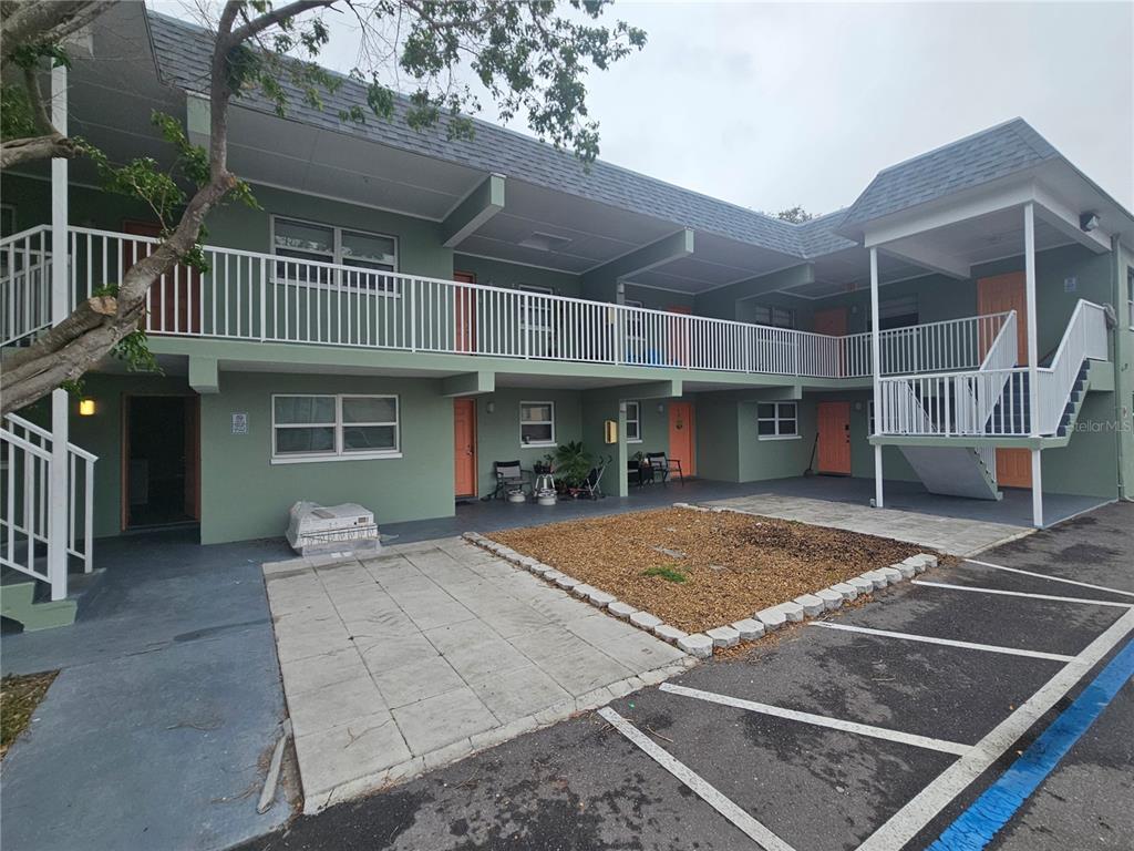 2045 ALPINE ROAD UNIT 3, CLEARWATER, FL — photo 4 of 18