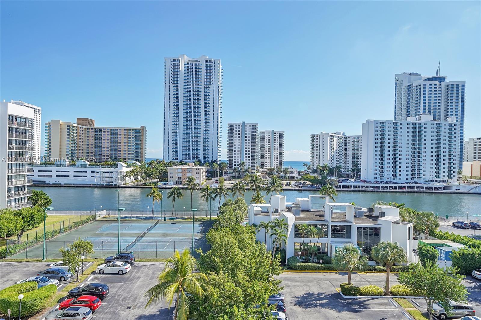 1000 Parkview Dr # 730, Hallandale Beach FL 33009