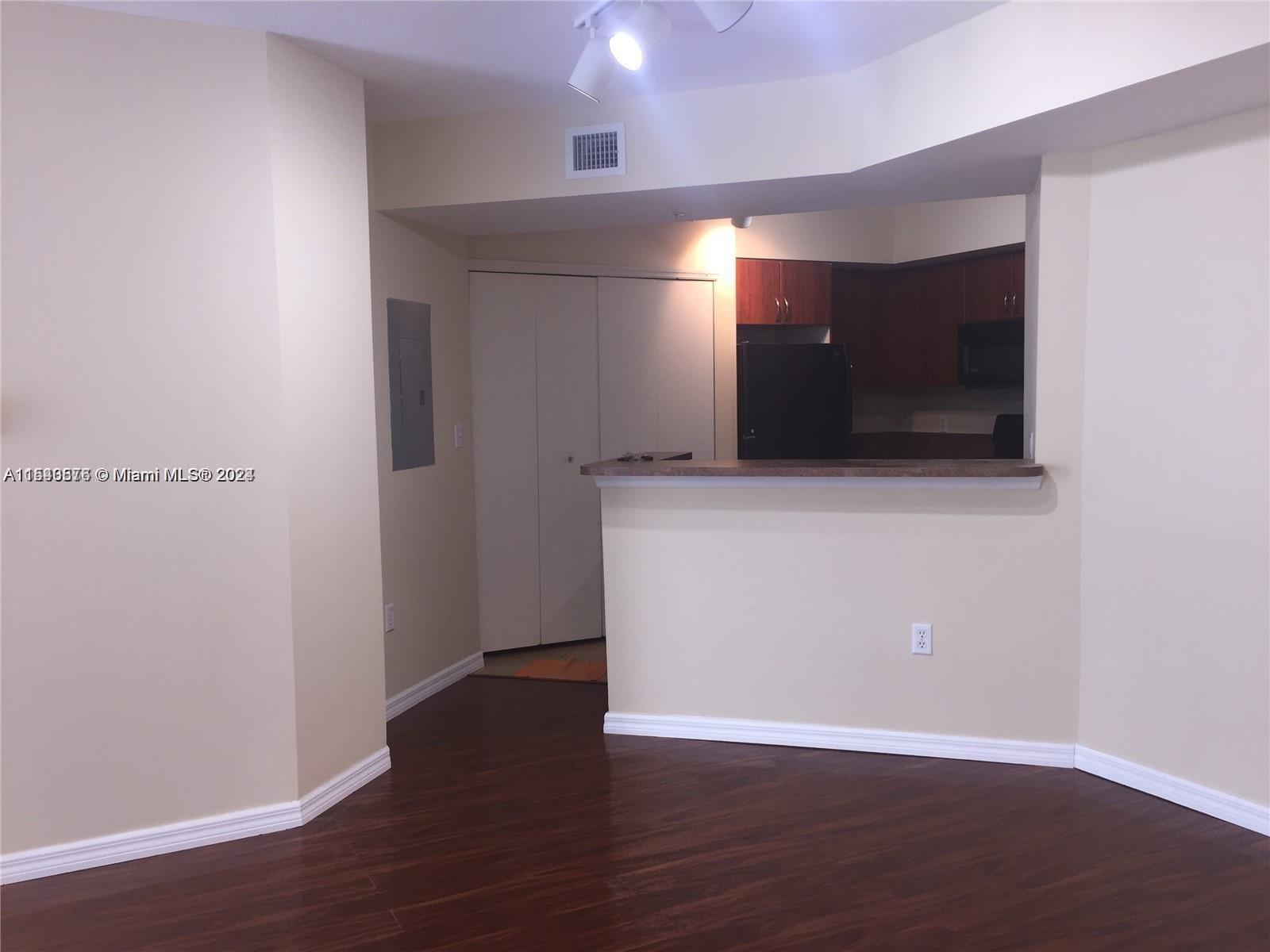 9201 Collins Ave # 724, Surfside FL 33154, SURFSIDE, FL — photo 3 of 14