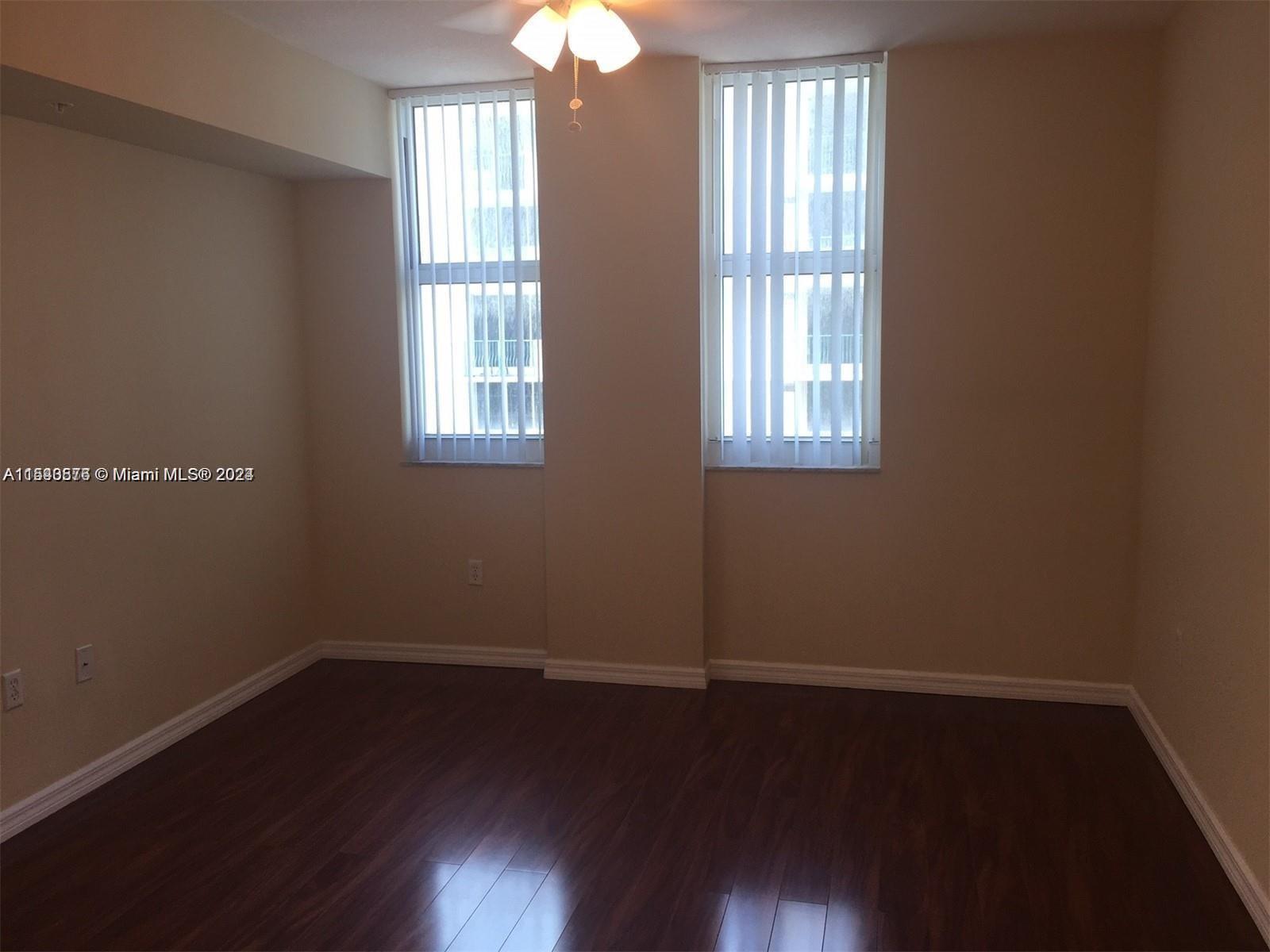 9201 Collins Ave # 724, Surfside FL 33154, SURFSIDE, FL — photo 5 of 14