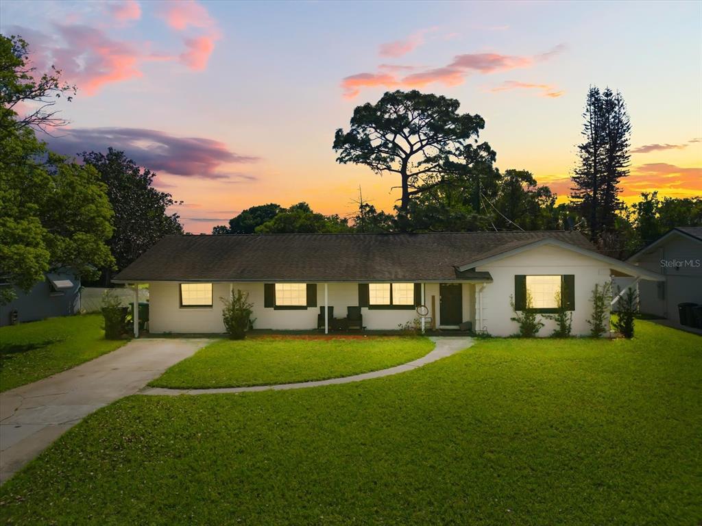 814 DENSMORE DR