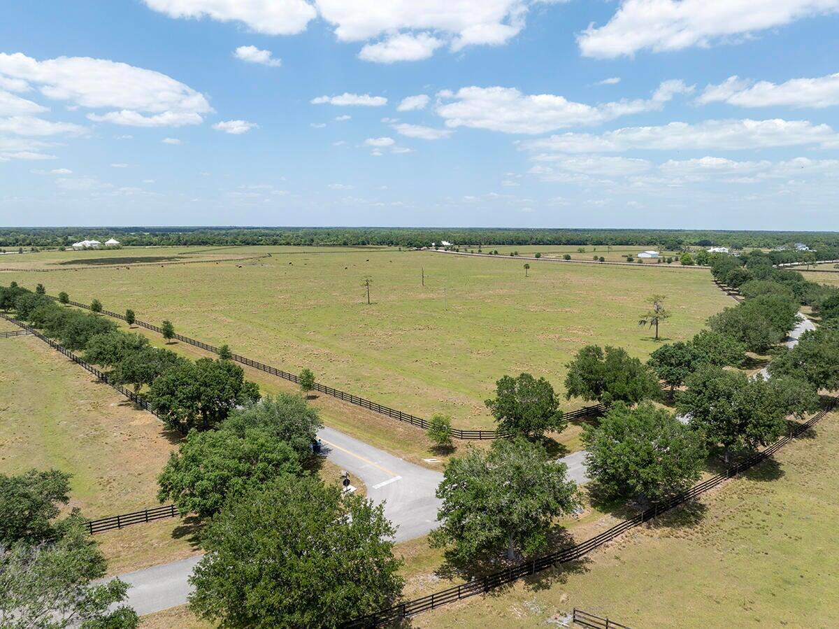 20 ACREAS — OKEECHOBEE, FL