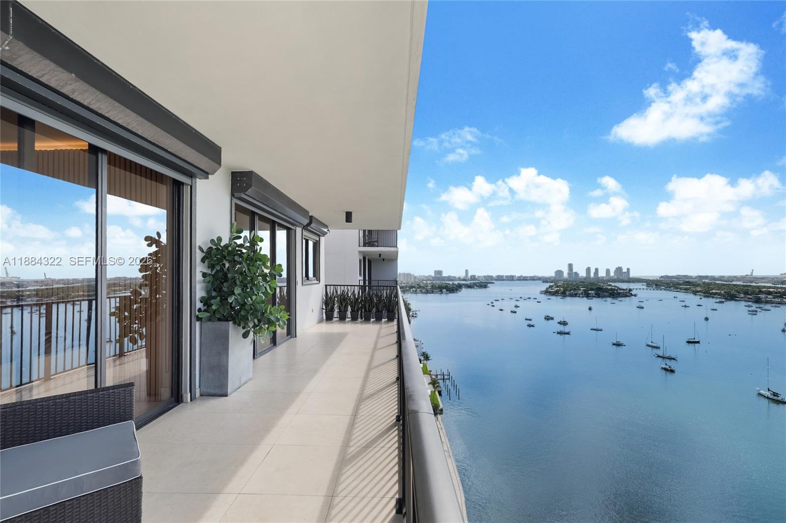 1000 Venetian Way # 1902, Miami FL 33139