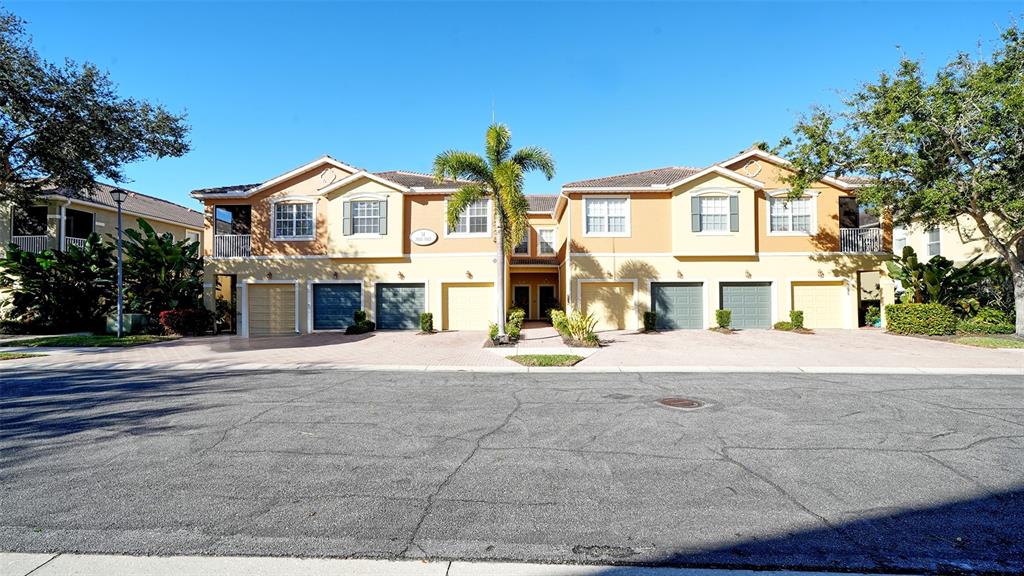 7983 LIMESTONE LANE UNIT 14-201