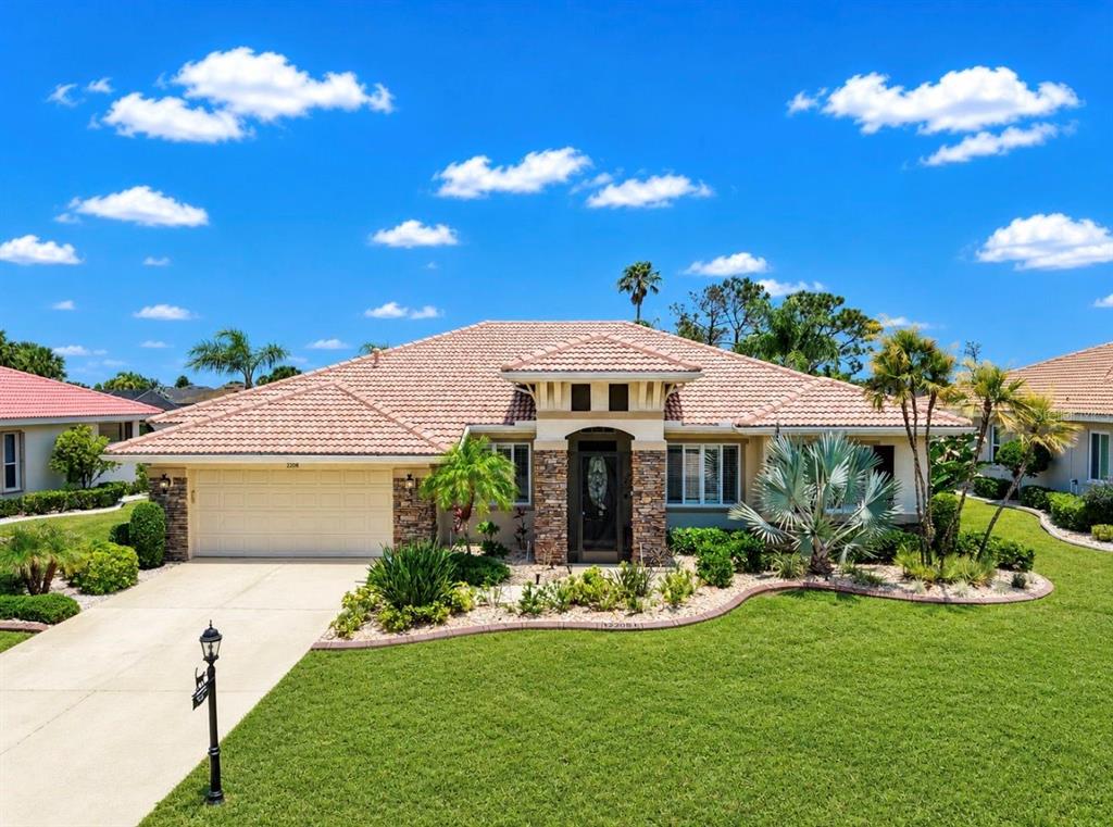 2208 MYRTLE VISTA COURT