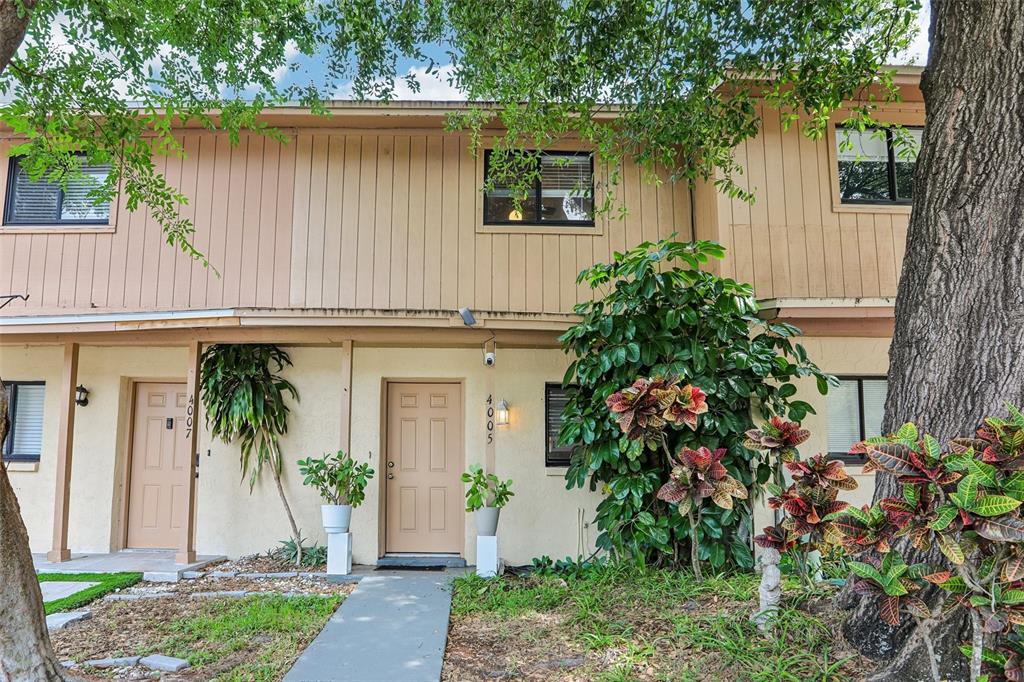 4005 OAK LIMB COURT