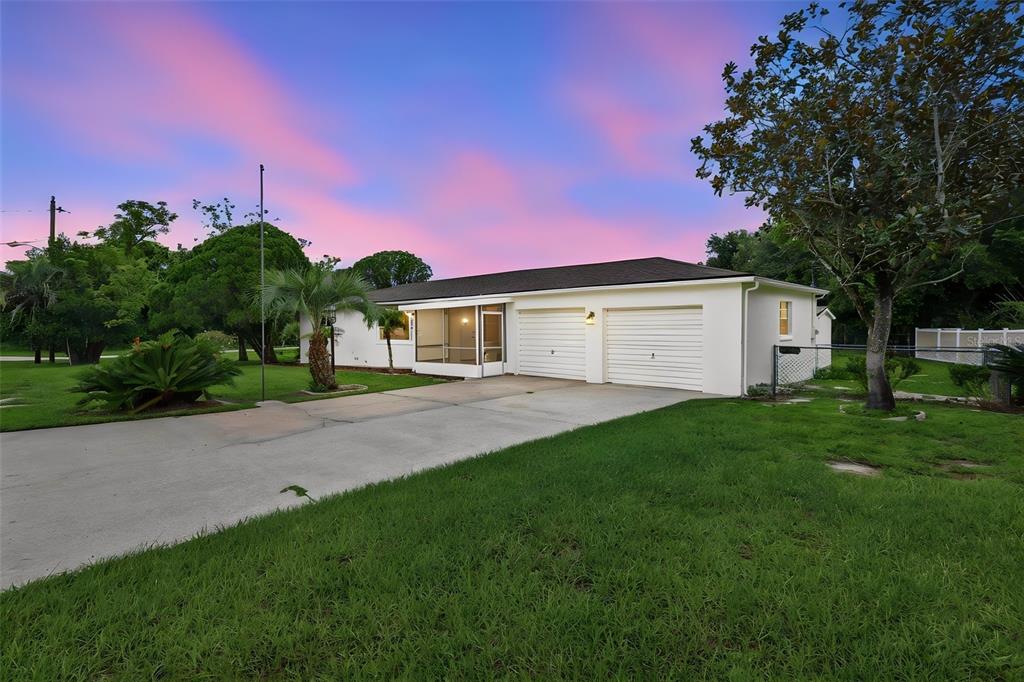 18 ASTER DRIVE, DEBARY, FL — photo 2 of 30