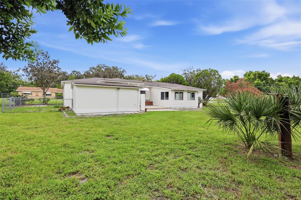 18 ASTER DRIVE, DEBARY, FL — photo 5 of 30