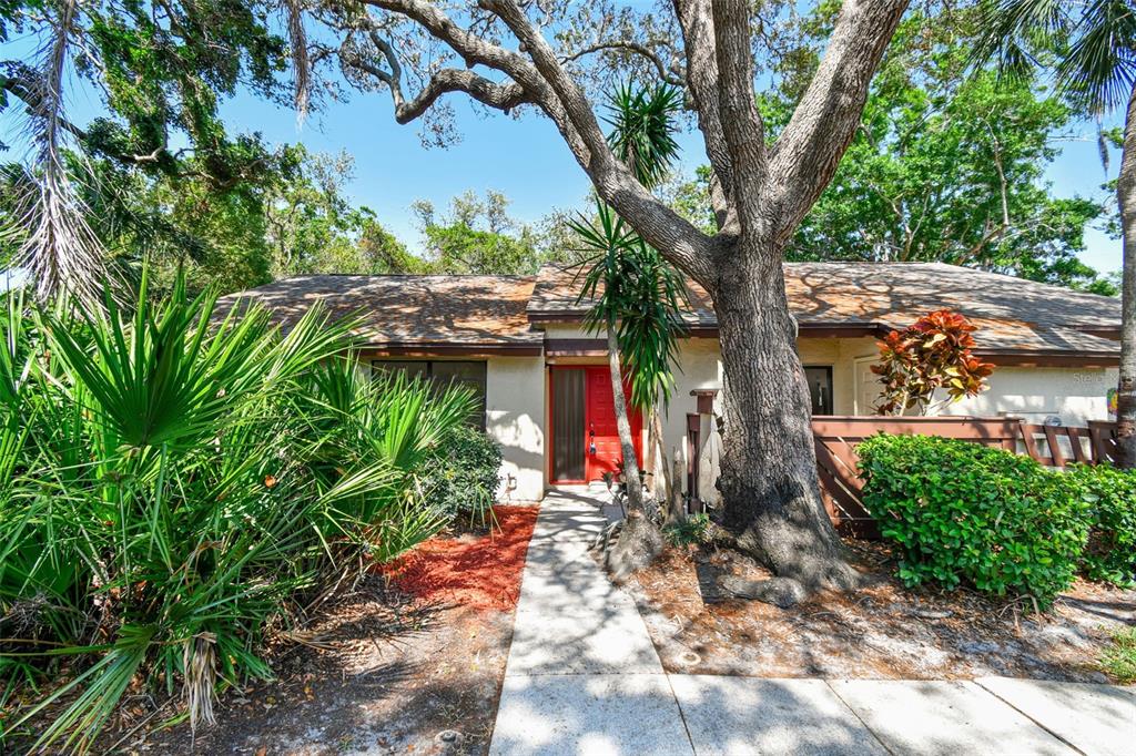 2953 YUCCA COURT