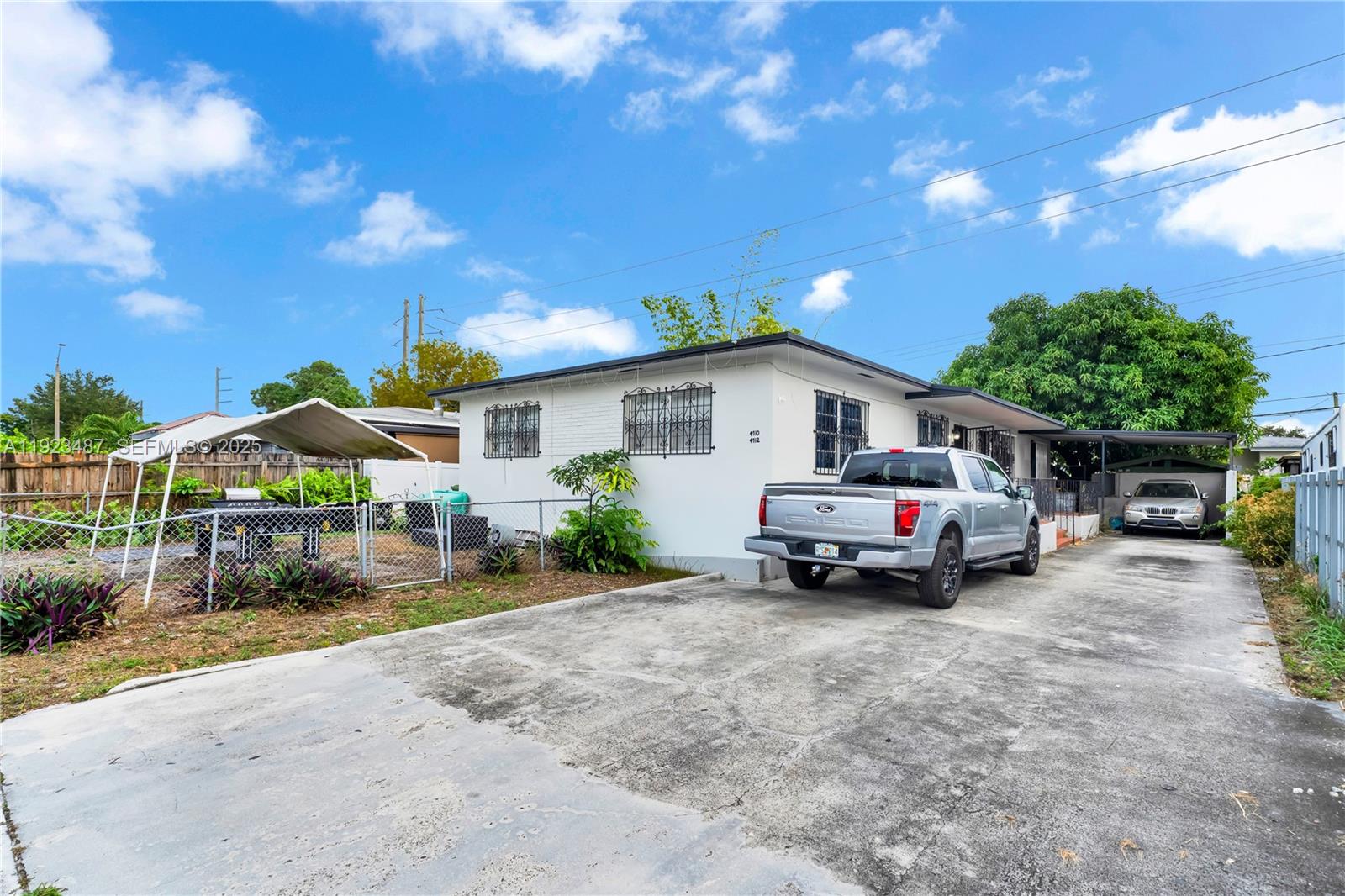 4712 NW 5th St, Miami FL 33126