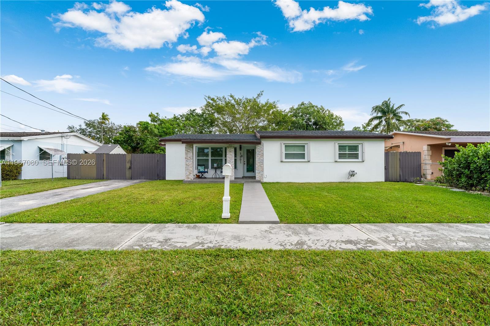 1401 SW 94th Ave, Miami FL 33174