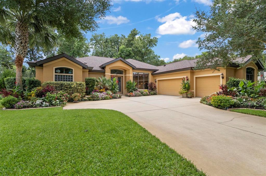 23 CREEKSIDE DRIVE