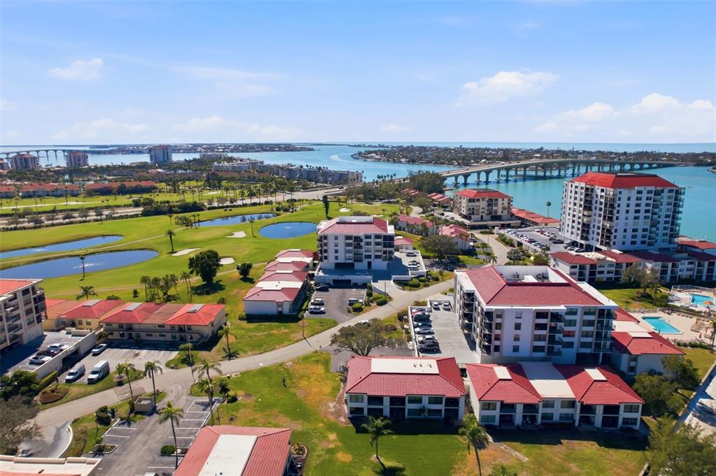 6210 SUN BOULEVARD UNIT 211