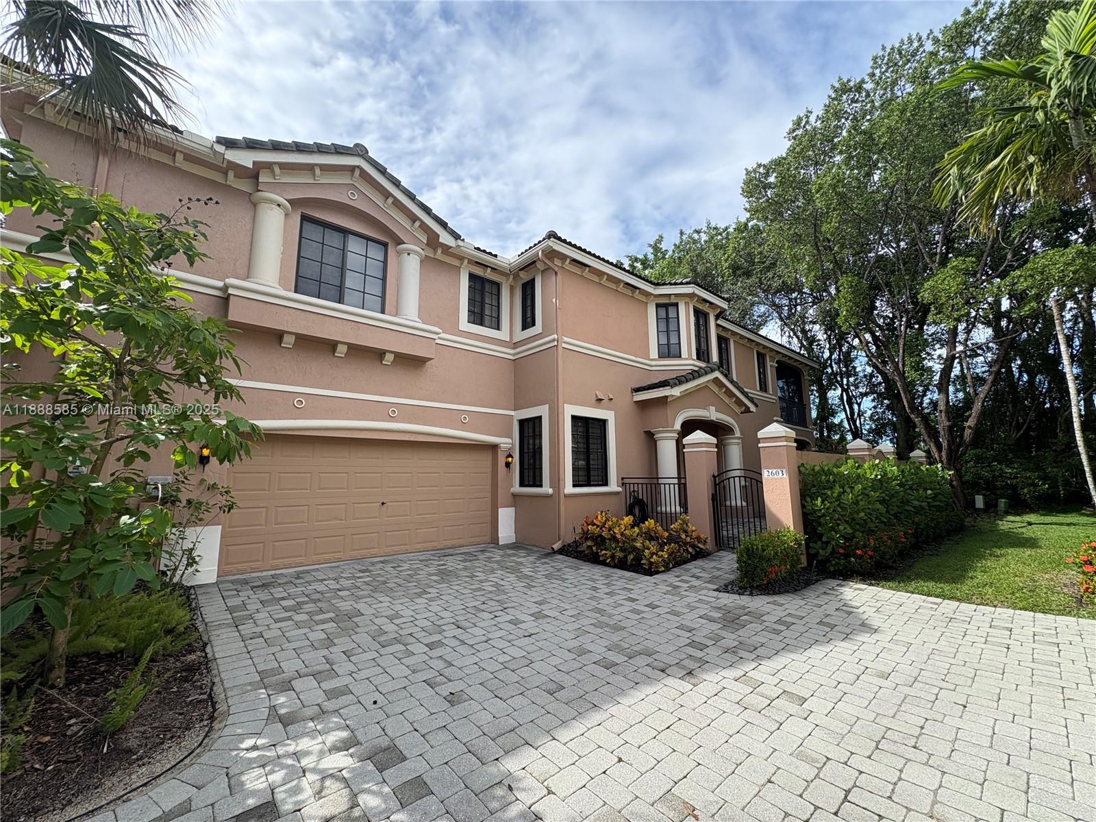 2603 Center Ct Dr # 1, Weston FL 33332
