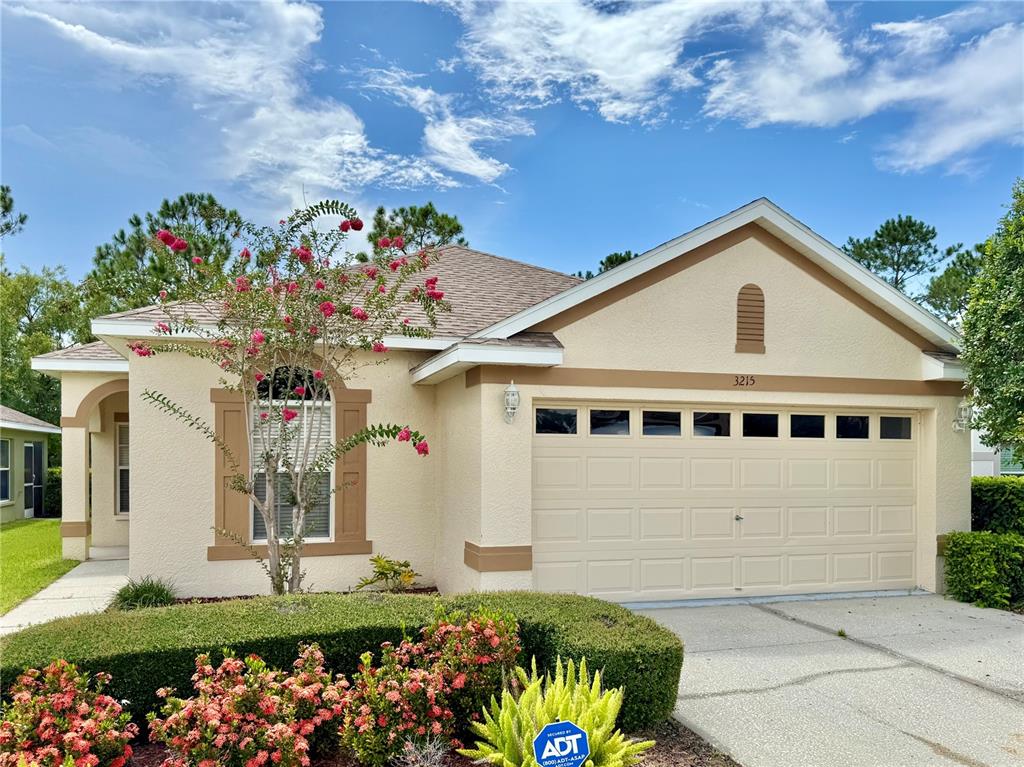 3215 BANYAN HILL LANE