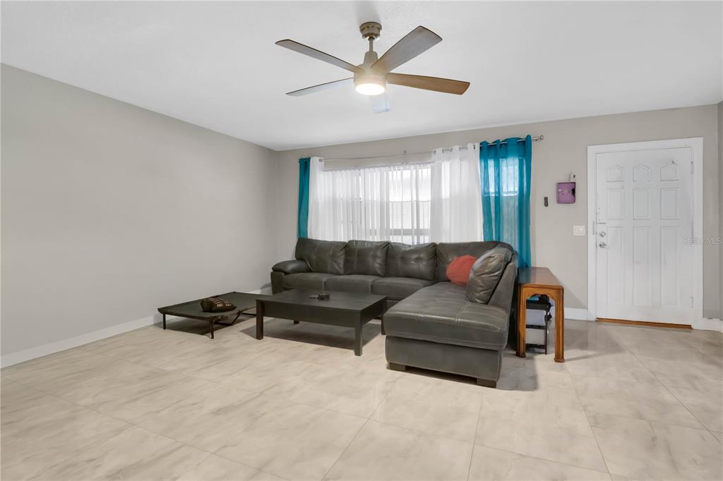 9727 BEAR LAKE ROAD, APOPKA, FL — photo 4 of 23