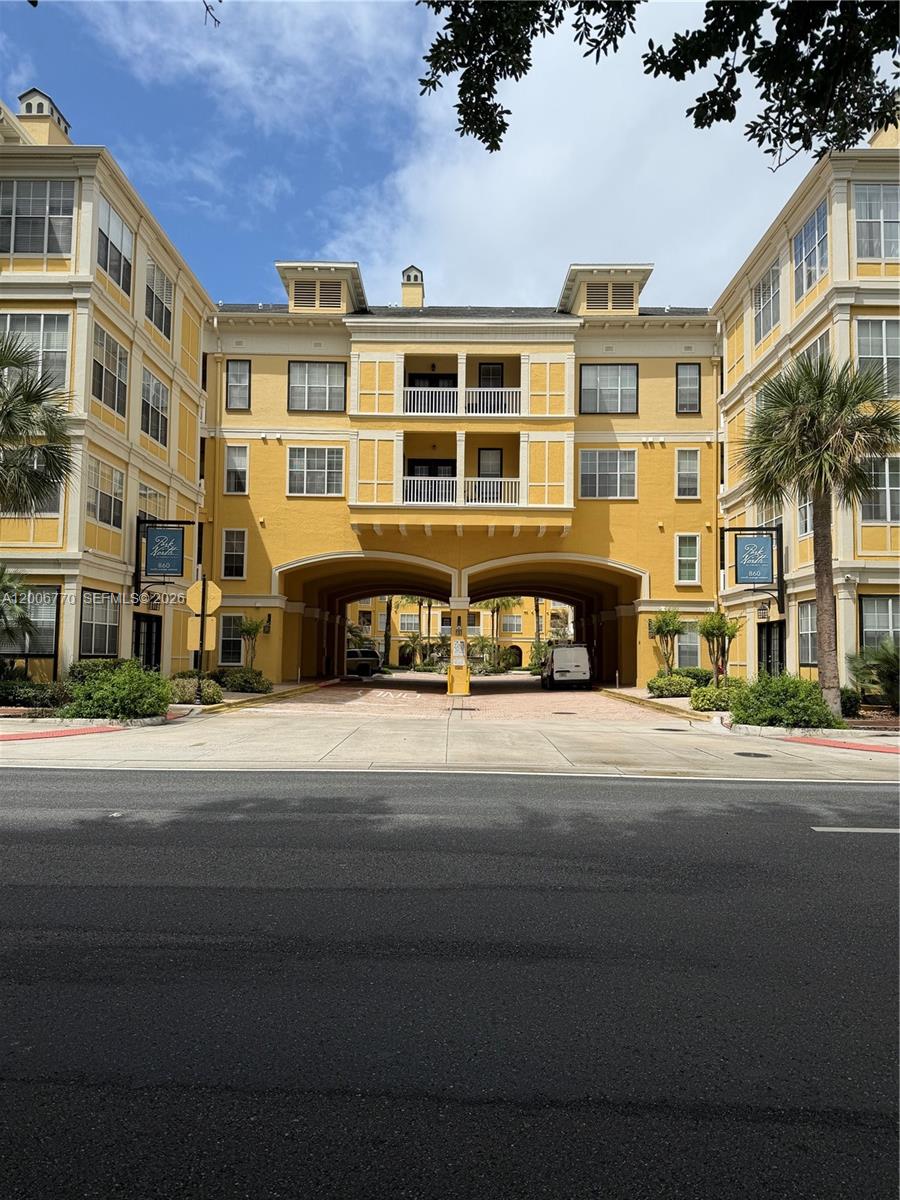 860 N Orange Ave # 258, Orlando FL 33180