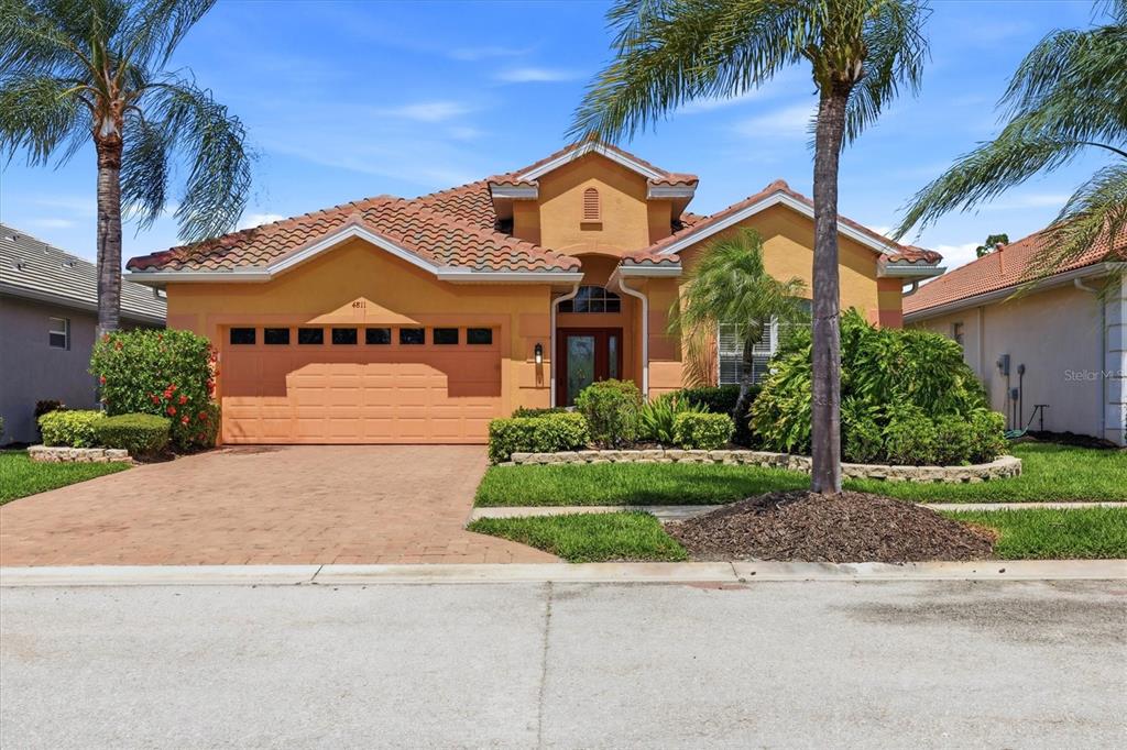 4811 BLUE HERON CIRCLE