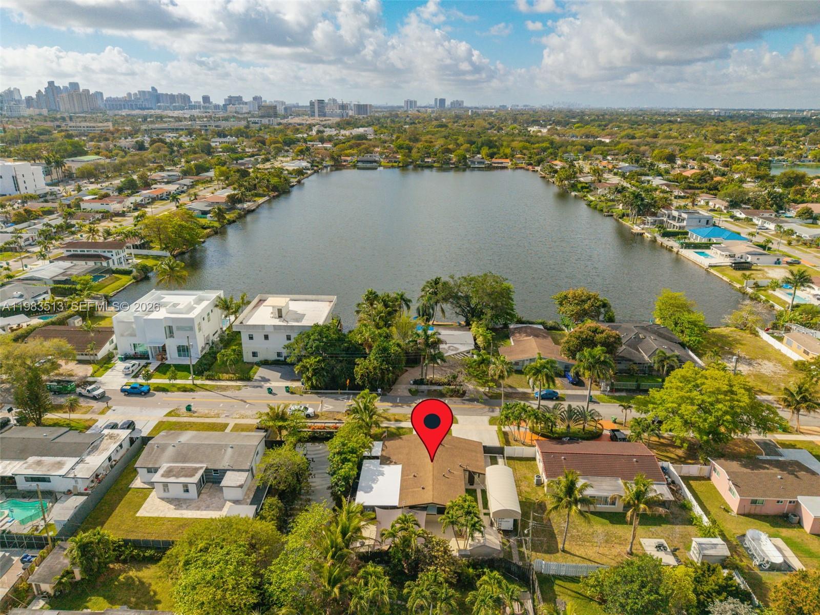 2485 NE 214th St, Miami FL 33180