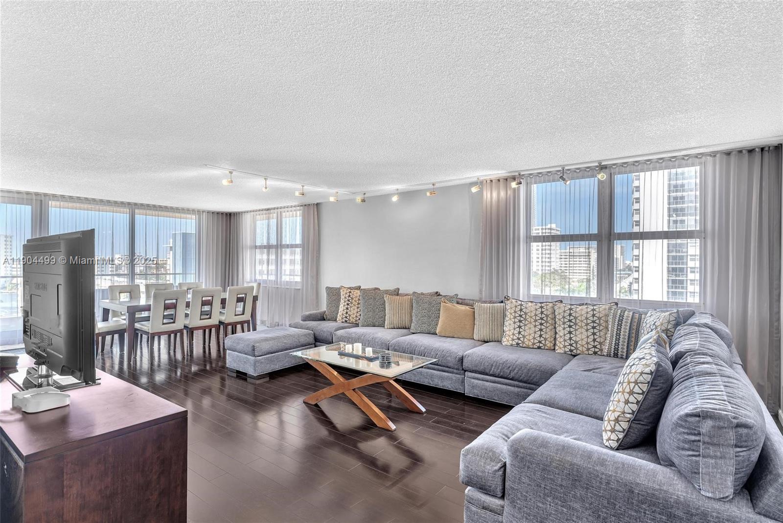 1920 S Ocean Dr # 8D, Hallandale Beach FL 33009