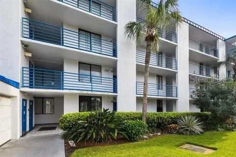 2424 W TAMPA BAY BOULEVARD UNIT L105