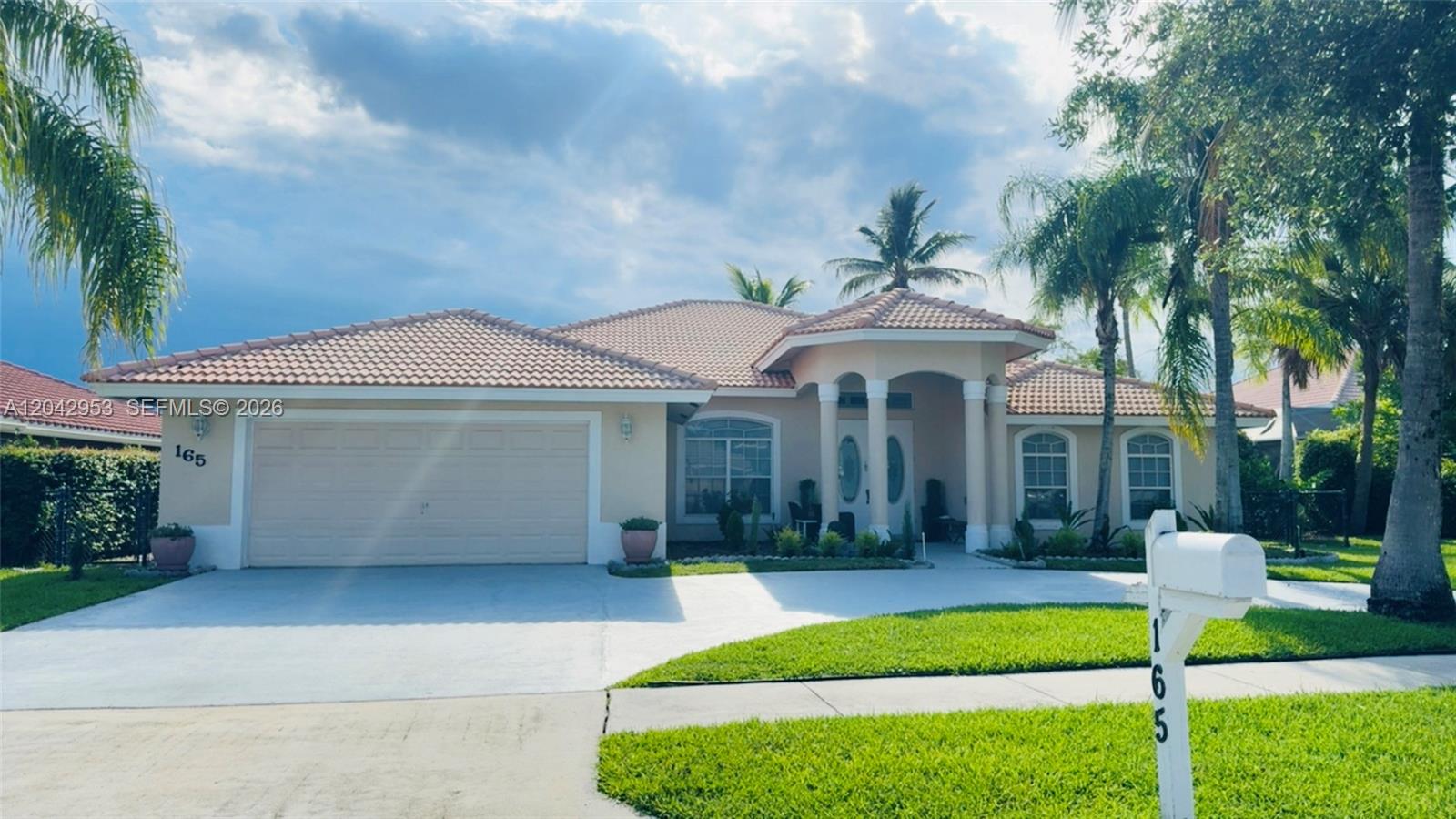 165 Cypress Trce, Royal Palm Beach FL 33411