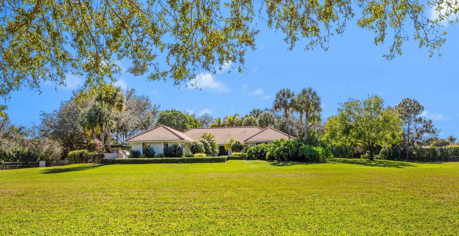 15262 Natures Point Lane, Wellington FL 33414
