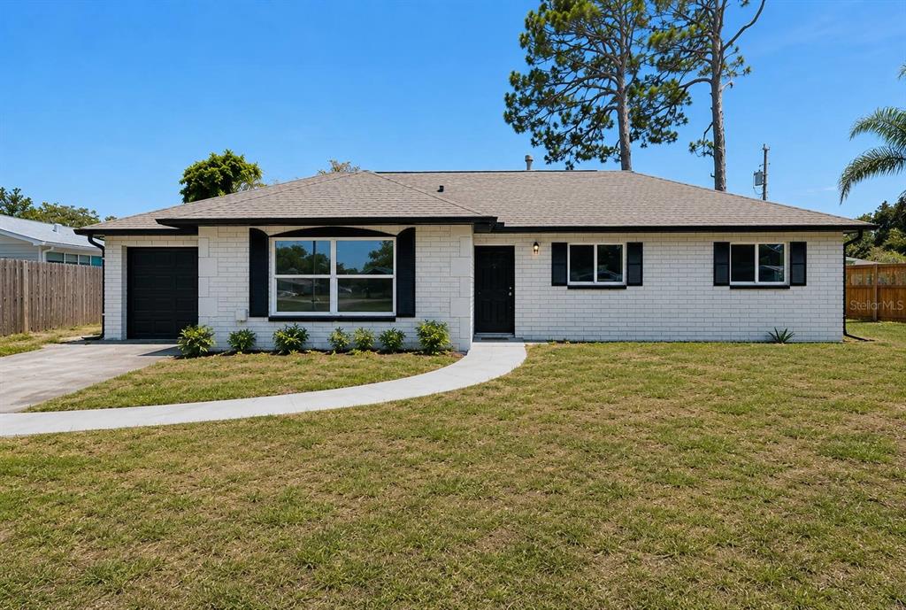 949 LEXINGTON ROAD