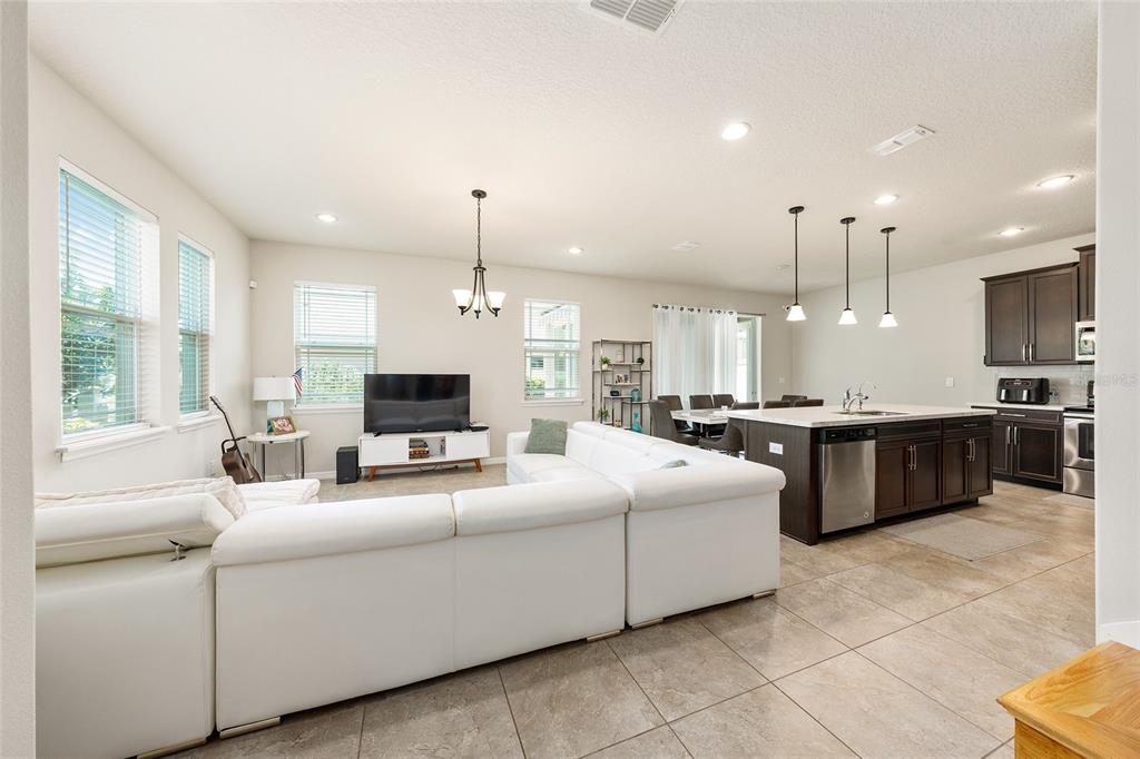 2260 RAPOLLO DRIVE, KISSIMMEE, FL — photo 3 of 30