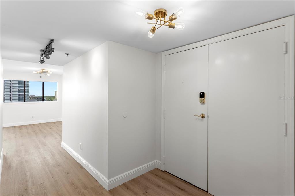 3301 BAYSHORE BOULEVARD UNIT 1101E, TAMPA, FL — photo 3 of 30