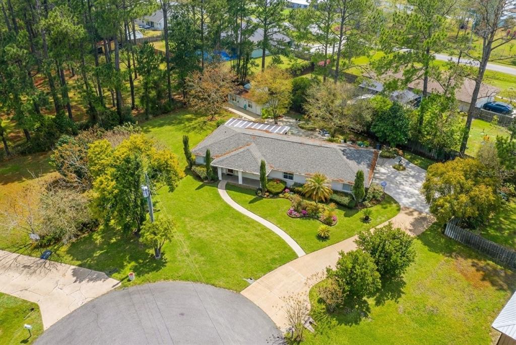 118 W CAMELOT DRIVE