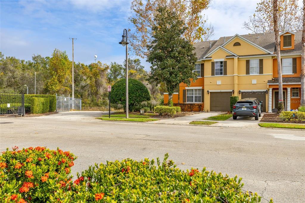 811 ASSEMBLY COURT, REUNION, FL — photo 3 of 30