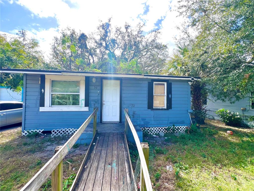 30 E ELLA J GILMORE STREET