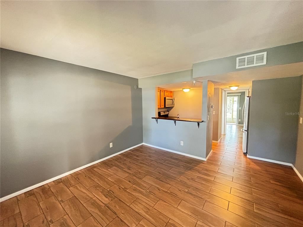 7234 E BANK DRIVE UNIT 7234, TAMPA, FL — photo 2 of 11