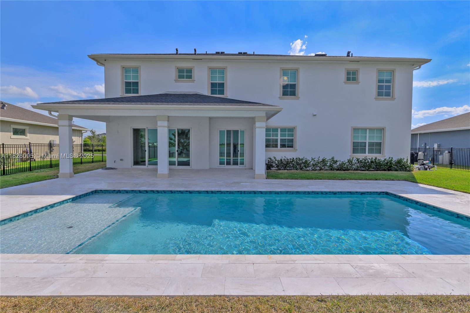 757 Hookline Cir, Loxahatchee FL 33470